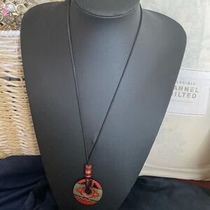 Ceramic pendant necklace from Peru 🖤